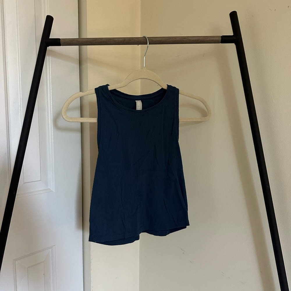 Athleta S Ribbed Crop Workout Top
